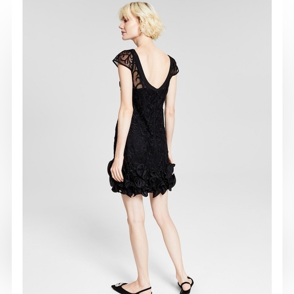 Guess Floral-Lace Ruffled-Hem Sheath - Picture 11 of 12